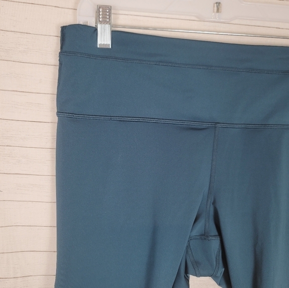 ATHLETA ACCELERATE CROP LEGGINGS IN TEAL GREEN, SZ XL - Picture 3 of 11